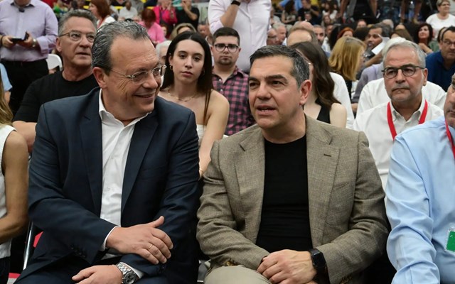 Φάμελλος και ΣΥΡΙΖΑ σε απόλυτο αδιέξοδο: Πολάκης- Παππάς πιέζουν και Τσίπρας κόβει τις γέφυρες
