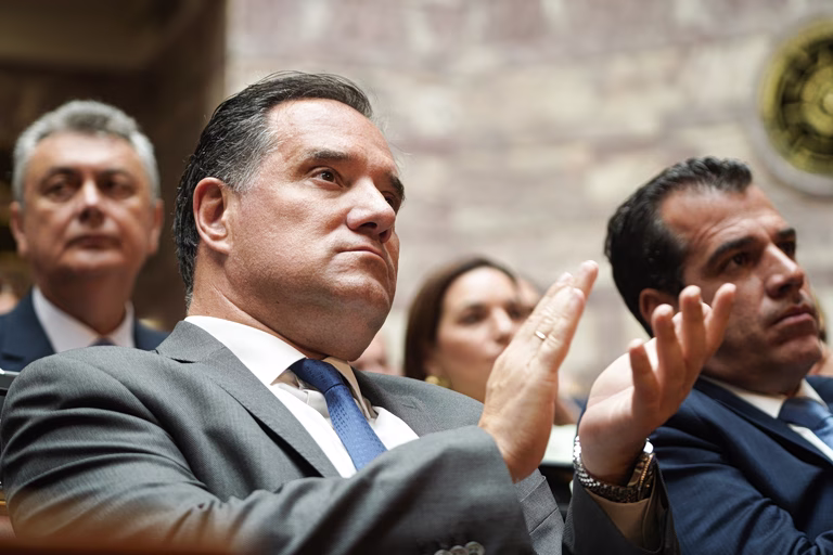 Νέα Δημοκρατία: Από το «Μένουμε Ευρώπη» στο «δεν θα μας πουν αυτοί πώς θα κυβερνήσουμε»