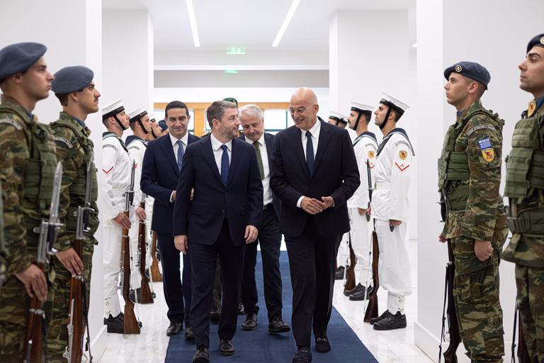 Ανδρουλάκης: Ο εκάστοτε ένοικος του Μαξίμου οφείλει να υπερασπίζεται τα κυριαρχικά μας δικαιώματα – Συναντήσεις με Γεραπετρίτη και Δένδια