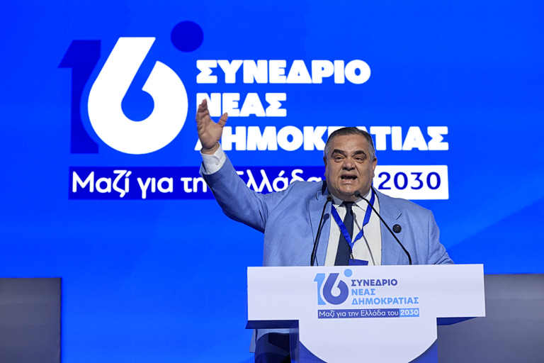 Βασίλης Σπανάκης: Έδωσε το σύνθημα για μια τρίτη, «μπλε» τετραετία