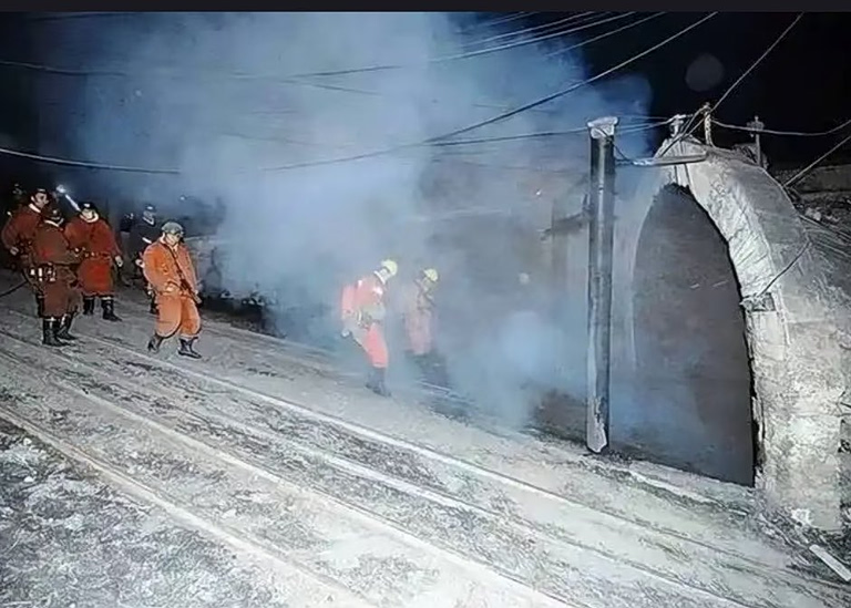 Κίνα: Η πολύνεκρη έκρηξη στο ανθρακωρυχείο αποτελεί τη χειρότερη τραγωδία στη χώρα εδώ και 17 χρόνια