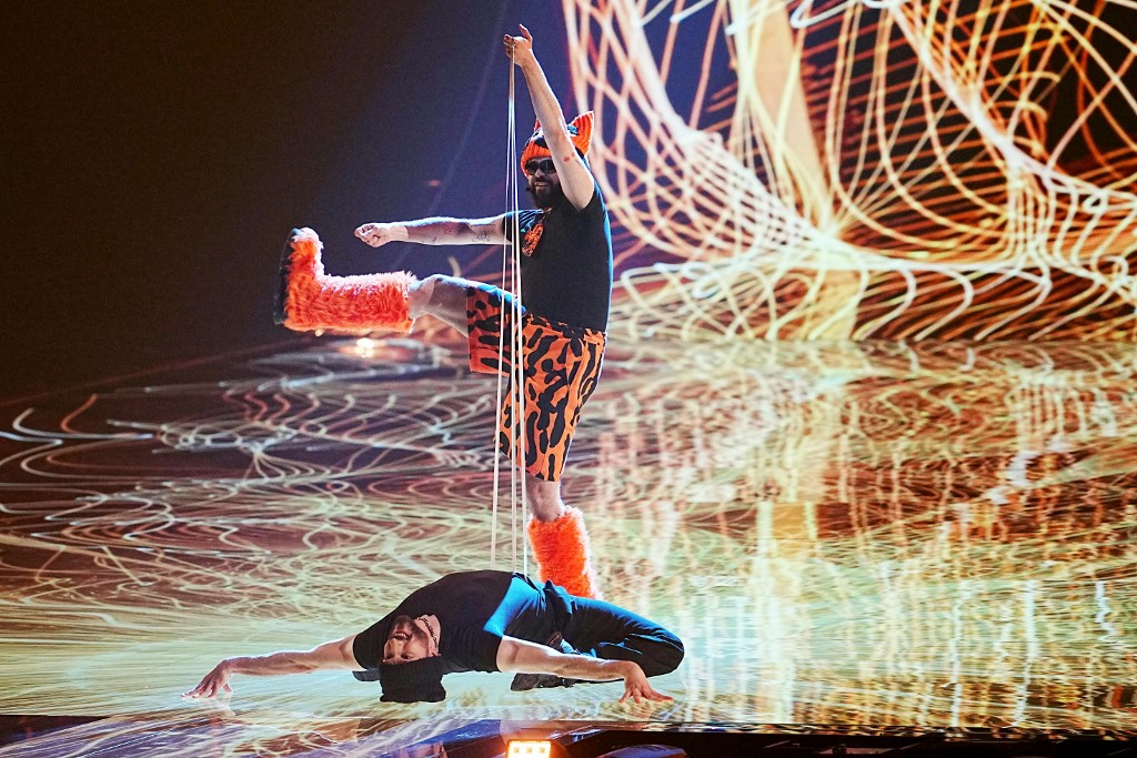 Eurovision 2026: Το BBC αποθέωσε τον Akyla μετά την εμφάνισή του στον Α’ ημιτελικό – «Αυτό το ελληνικό χιτ είναι σε άλλο επίπεδο»