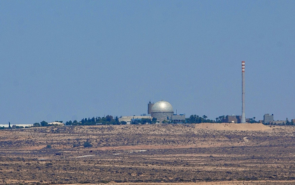 Απόσυρση στρατευμάτων και εμπορικός πόλεμος: Διπλό χτύπημα Τραμπ στην Ευρώπη
