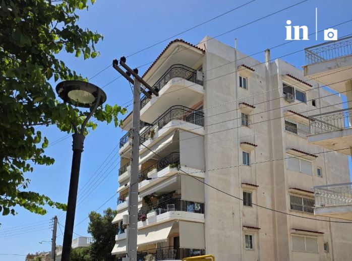 Ηλιούπολη: «Μαμά και μπαμπά, δεν θέλω πια να ζω» – Σοκάρει το σημείωμα που άφησε πίσω της η μία 17χρονη