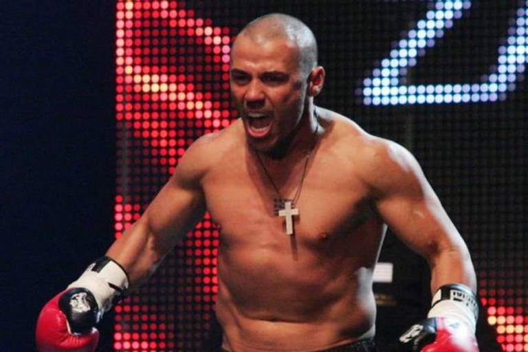 Floyd Mayweather vs Iron Mike Zambidis στην Αθήνα – Eνας αγώνας που γράφει ιστορία