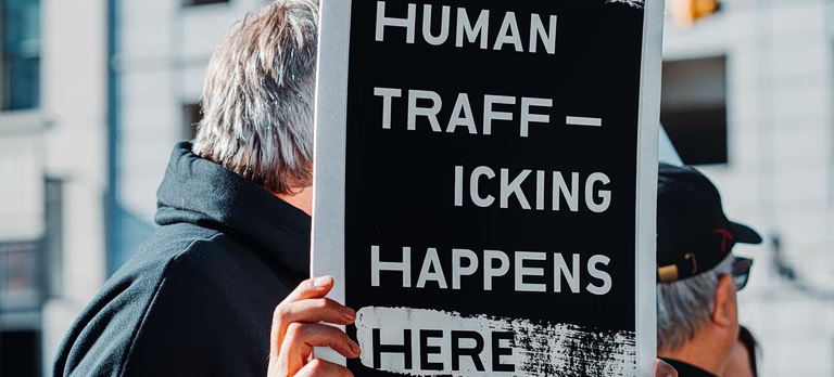 Ποινικοποίηση των θυμάτων trafficking διαπιστώνει το Συμβούλιο της Ευρώπης