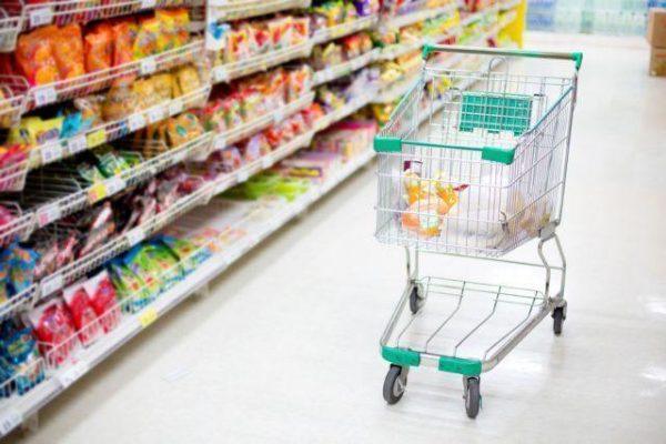 Σούπερ μάρκετ: Πληθωρισμός στο 2,23% – Διψήφιες αυξήσεις σε φρούτα και λαχανικά τον Απρίλιο