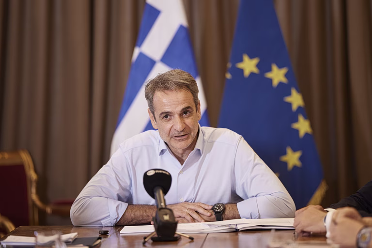 Μητσοτάκης: Αυτοαποθέωση και εξωραϊσμός πραγματικότητας – Τι είπε για τις πολεοδομίες, επίθεση στο ΠΑΣΟΚ για το Σύνταγμα