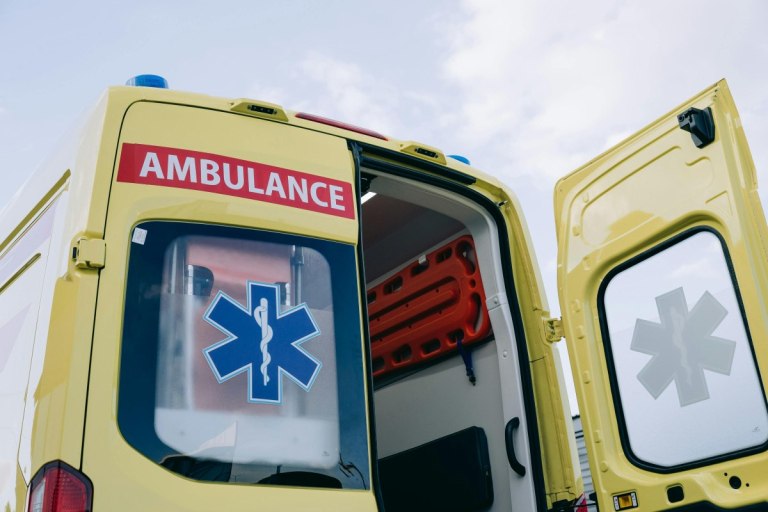 Εργαζόμενος τραυματίστηκε σε εργοστάσιο στον Βόλο