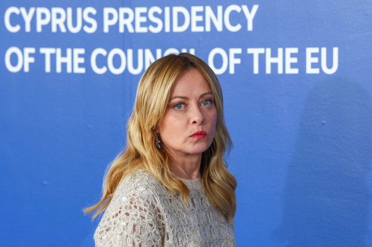 Θύμα deepfake η Τζόρτζια Μελόνι – Καταγγέλλει ημίγυμνη φωτογραφία της στο Χ, κατασκευασμένη με ΑΙ