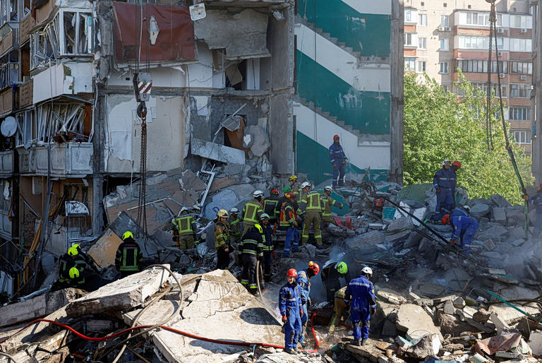 Ουκρανία: Τουλάχιστον 24 οι νεκροί από τη ρωσική επίθεση στο Κίεβο – Η Ρωσία κατέρριψε 355 drones