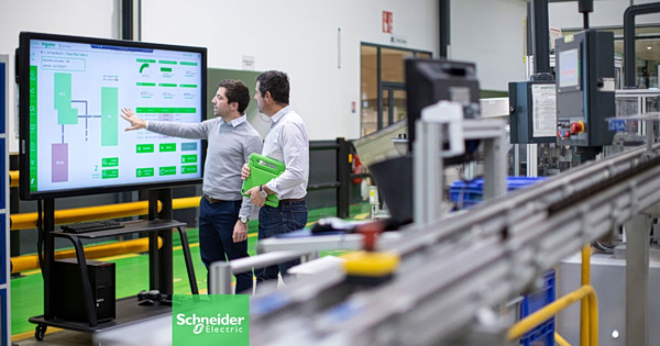 Schneider Electric: Συνεργασία με το Παγκόσμιο Οικονομικό Φόρουμ