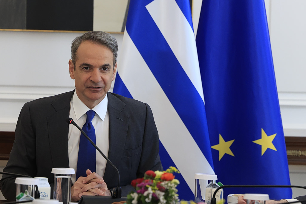 Μητσοτάκης στο Υπουργικό: Παράταση στην επιδότηση diesel και τον Ιούνιο –  Τι ανέφερε για τα νέα κόμματα