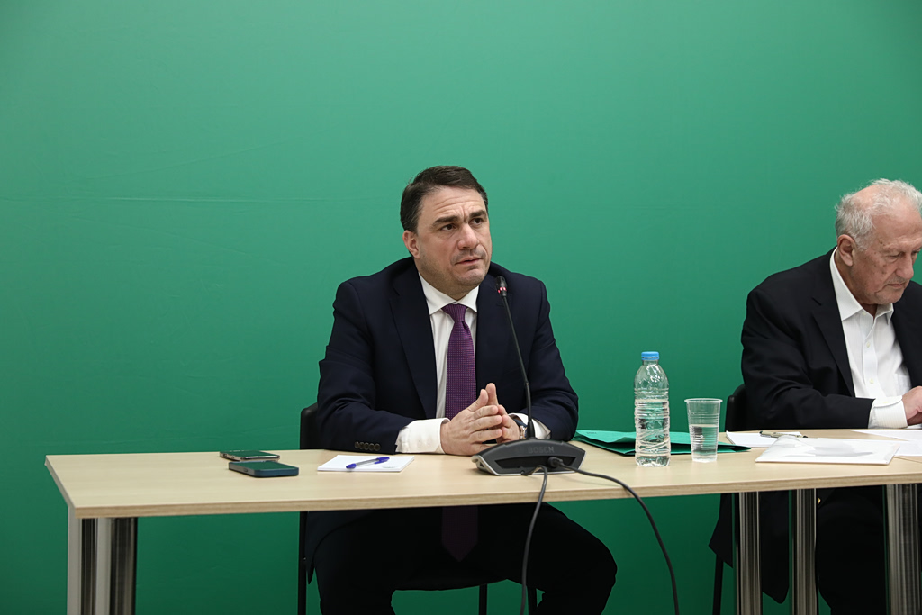 Τσουκαλάς: Πώς κρίνεται κυβέρνηση που νομοθετεί το 2020 αλλά εφαρμόζει το μέτρο το 2026;