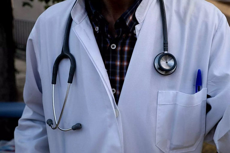 Ένοχος ο γιατρός για τον θάνατο της 14χρονης Γεωργίας μετά από επέμβαση γαστρικού δακτυλίου