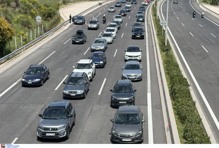 Αθηνών – Λαμίας: Καραμπόλα 7 οχημάτων στο ύψος της εξόδου για Λυκόβρυση