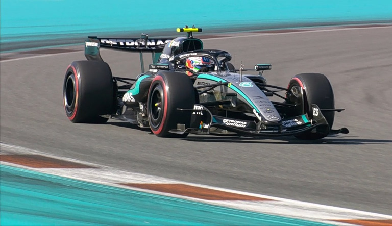 Πήρε την pole position στο Grand Prix του Μαϊάμι ο Αντονέλι (pic)