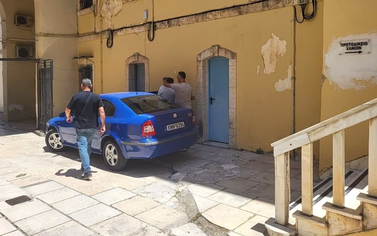 Χανιά: Ελεύθερος χωρίς όρους ο 56χρονος Γερμανός που φωτογράφιζε στρατιωτικά αεροσκάφη