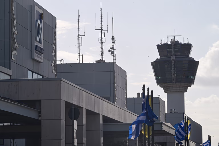 Ελευθέριος Βενιζέλος: Βλάβη σε ραντάρ προκάλεσε μεγάλες καθυστερήσεις σε πτήσεις