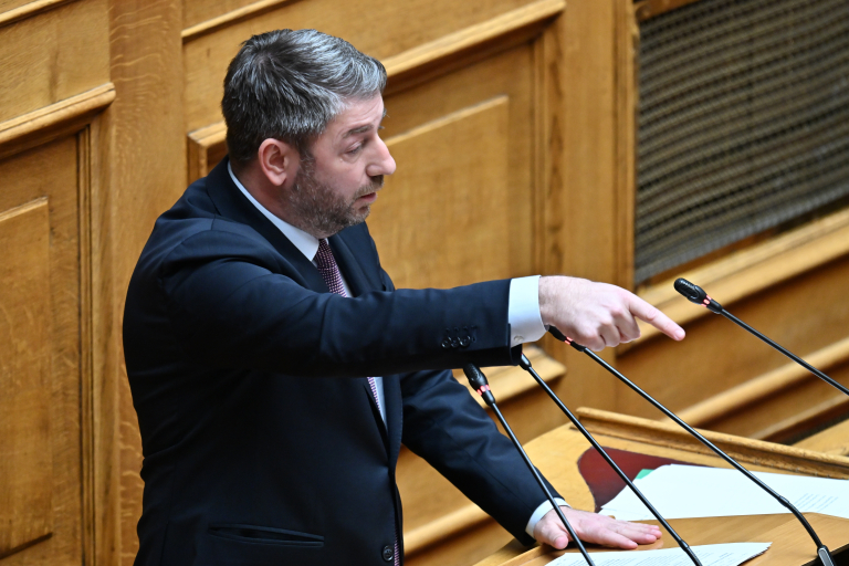 Live η συνέντευξη του Νίκου Ανδρουλάκη