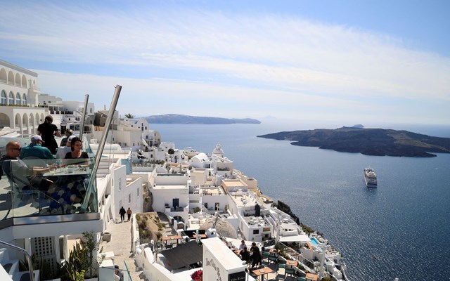 Θετική η πορεία των κρατήσεων για τη φετινή σεζόν αλλά "ασθενική" η ζήτηση τον Αύγουστο